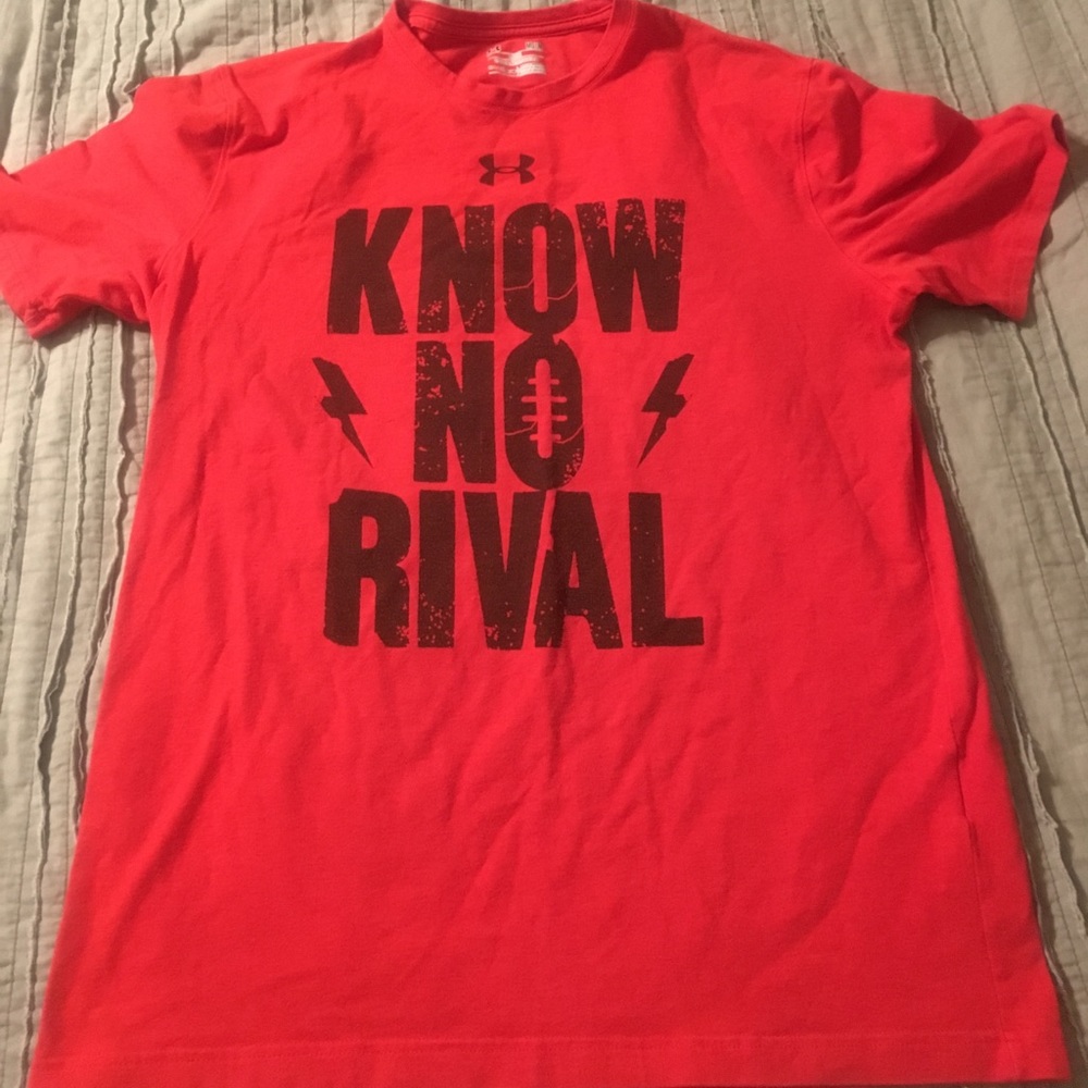 Under Armour T-shirt